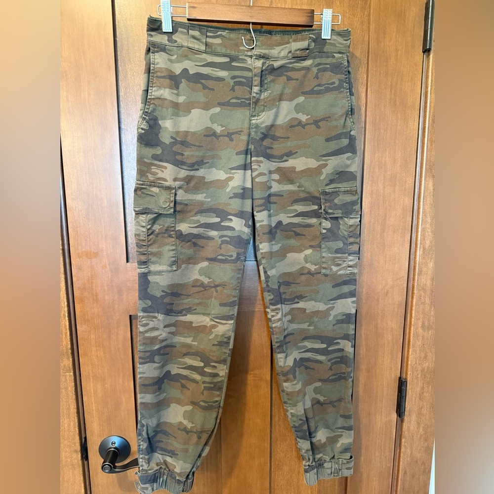 Sanctuary Camo Track Pants Size 25